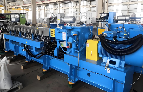 Bine ați venit la fabrica de mașini de extrudare UDTECH - 2