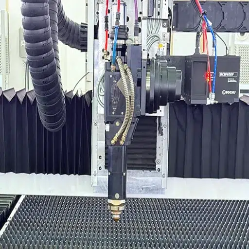 Processo passo a passo de montagem de um laser