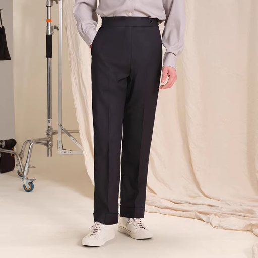Styling Tips for Pleatless Trousers